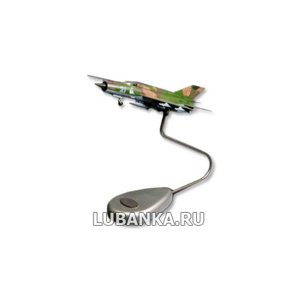 Модель самолета «МиГ-21»